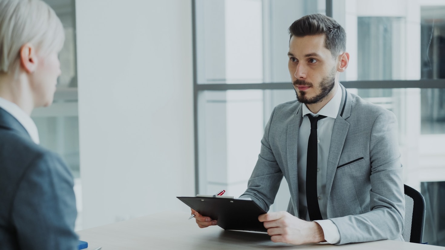 Cómo preparar certificaciones técnicas 2026: 5 consejos infalibles